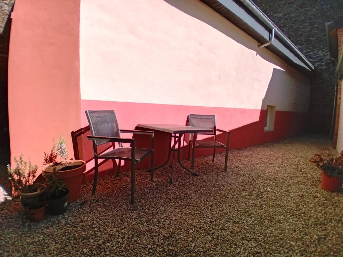 Appart Hotel Au Pied De Vigne Vresse-sur-Semois Eksteriør bilde